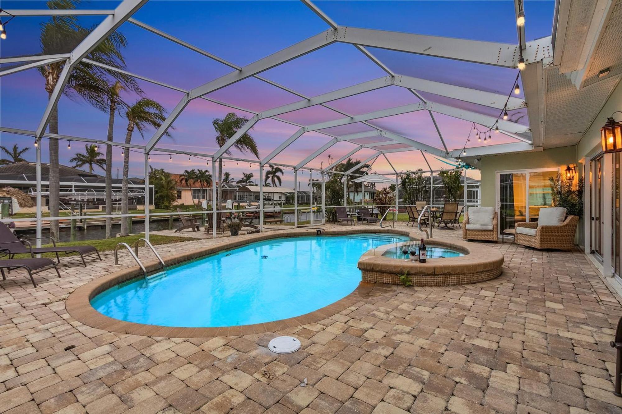 Boating & Fishing Enthusiasts, Heated Pool And Spa, Bicycles - Latitude Adjustment - Roelens Vila Cape Coral Exterior foto